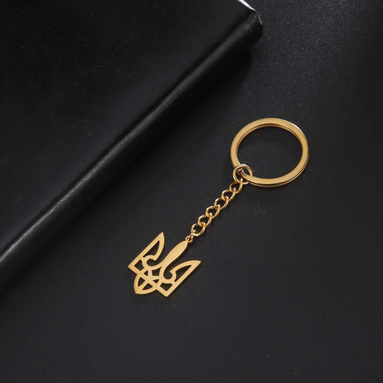 Ukraine National Emblem Keychain Ukrainian Symbol Rings Holder Steel Gold Color Jewelry Bijous Badge Bag Pendant Car Key ChainsL240729
