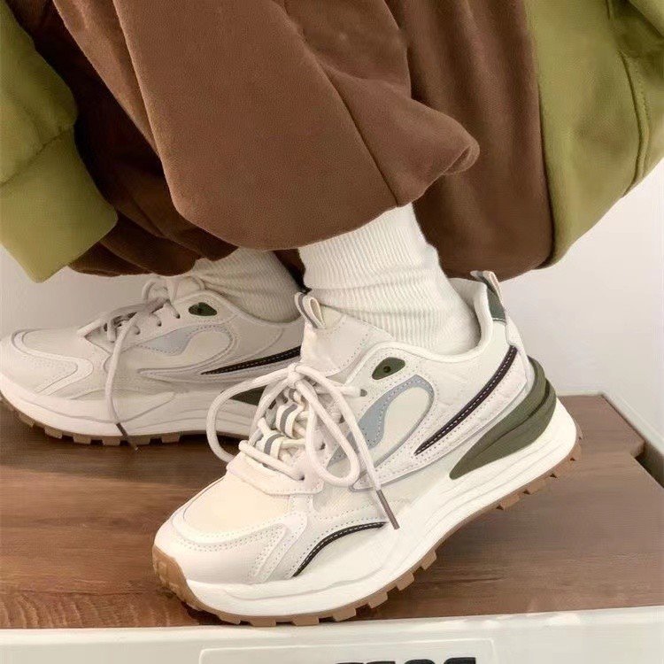 Trendy Women Sneakers Running Shoes Thick Sole Anti Slip Athleisure Style Hot Sale fashion