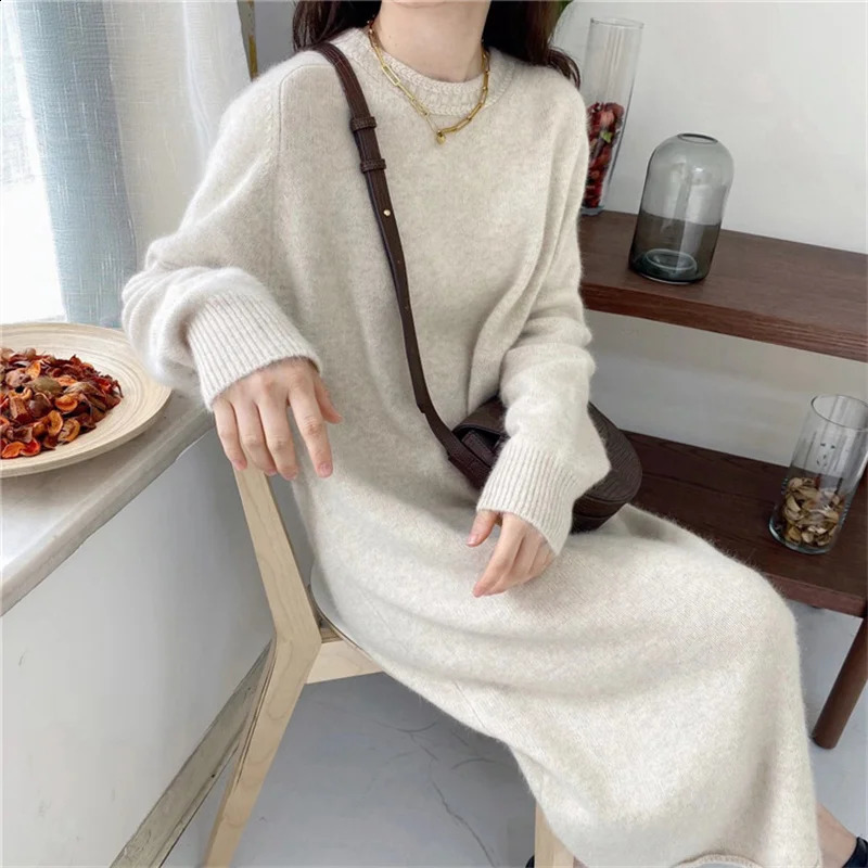 Autumn and winter European cashmere dress womens medium length loose thick knit sweater over the knee with 240717