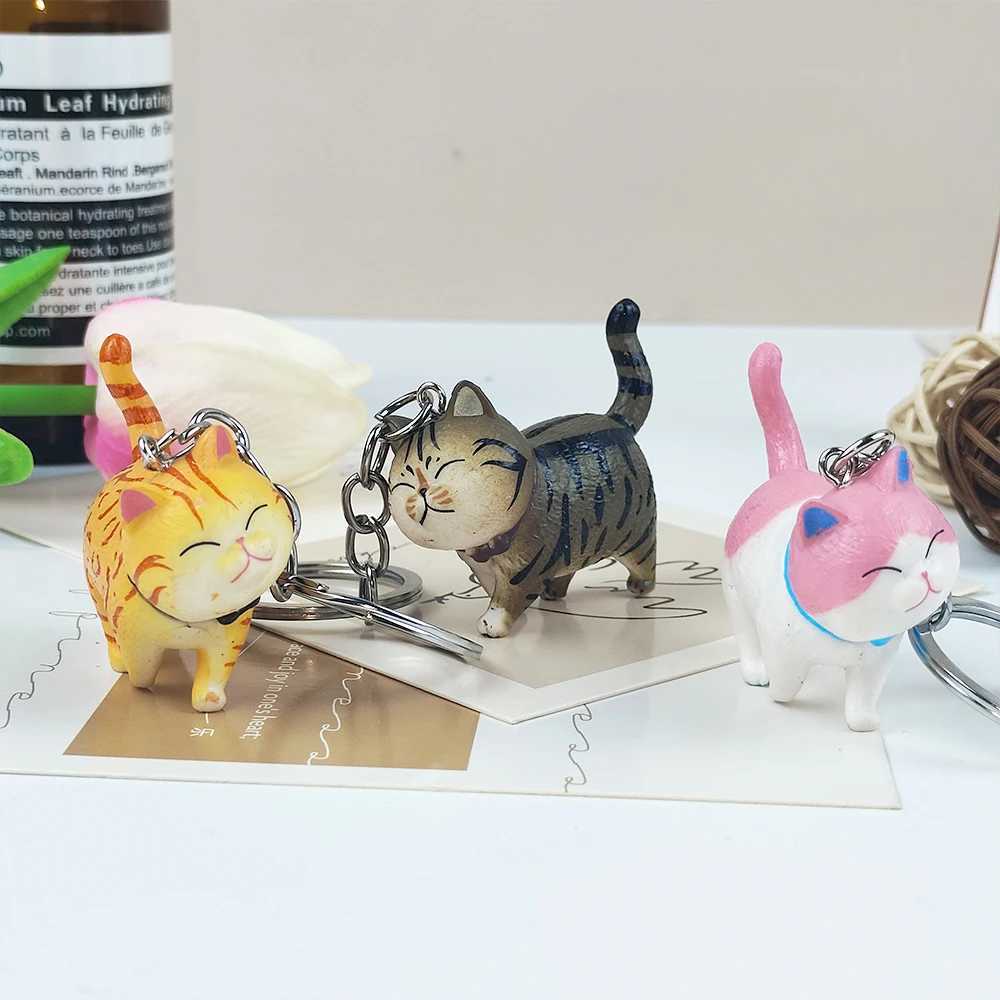Cartoon Cat Shaped Pendant Keychain Kitten Cat Key Chain Creative Metal Animal Anime Keyrings Car Bag Trinket Accessories GiftL240729