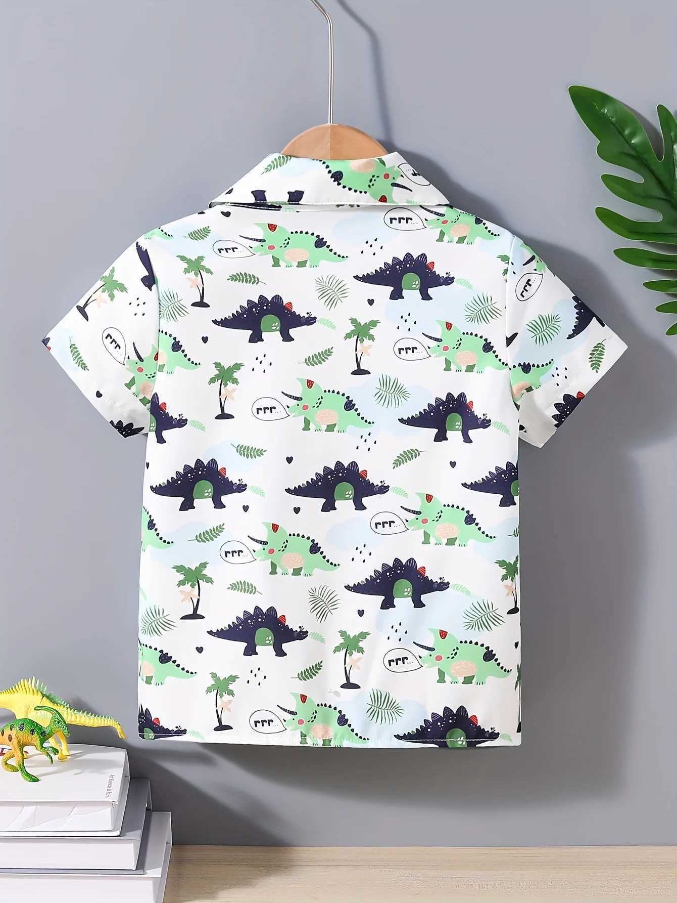 Boys white fresh dinner short sleeved shirt casual top for summer childrenW240729