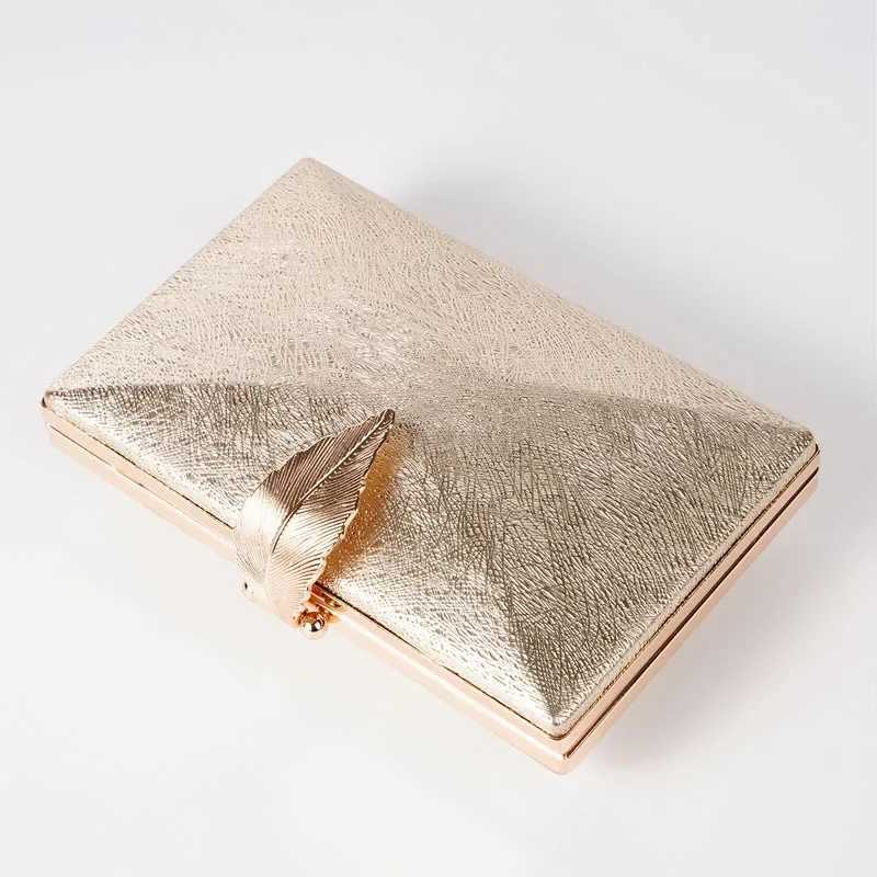 Women Shiny Gold Evening Bag Exquisite Leaf Long Purse Female Bridal Wedding Party Handbag Mini Banquet Day Clutch with ChainXJ240729