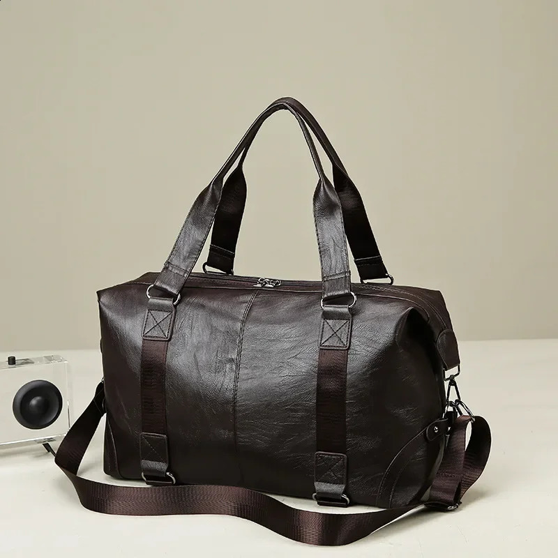 2024 Large Capacity Casual Handheld Storage Bag Single Shoulder Crossbody Travel Tote PU Soft Leather Texture Sport Training Bag 240729