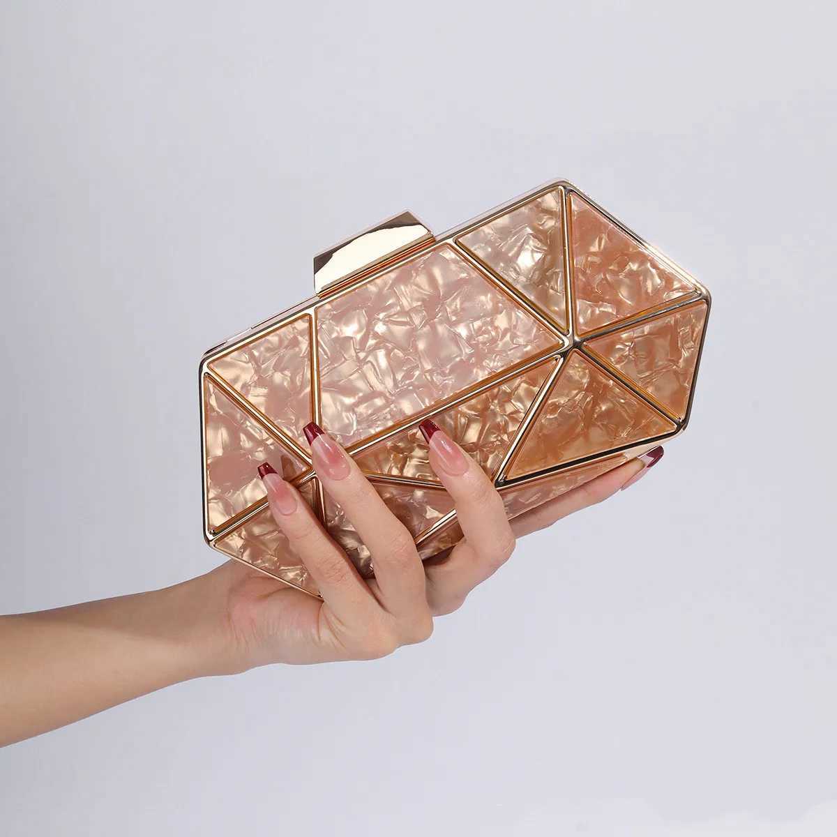 New Acrylic Metal Diamond Evening Bag For Wedding Chain Shoulder Crossbody Wallet Bag Luxury Handbag Clutch Party BagsXJ240729
