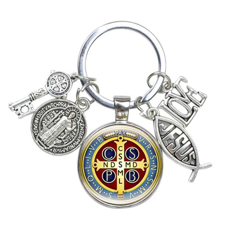 Saint Benedict Medallion Keychain Religious Jewelry I LOVE JESUS Alloy Crafts Charms Domed Glass Catholic San Benito Key RingL240729