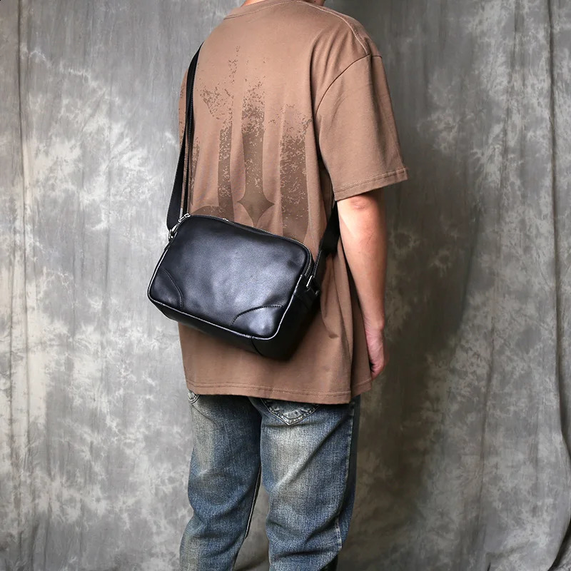 Leather single shoulder cross body bag mens handmade denim small pocket with retro casual on the top 240808
