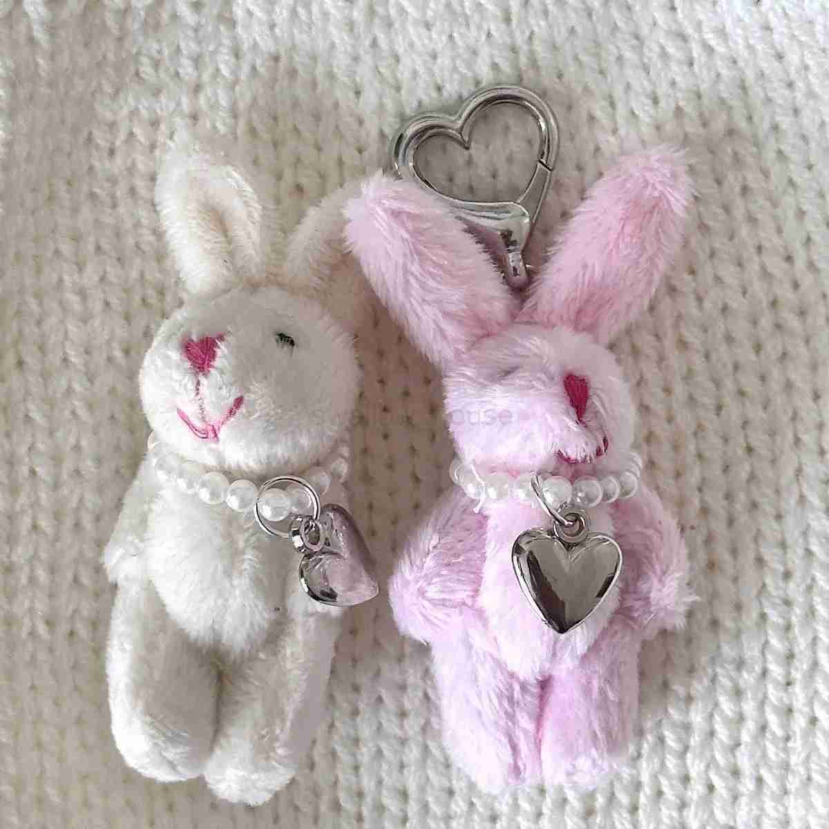 Y2K Handmade Pink Rabbit Keychain Love Heart Beaded Key Ring Plush Doll Backpack Pendant Lobster Clasp Buckle Key Chains GiftsL240729