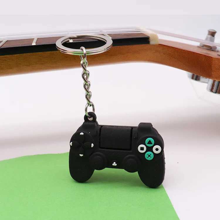 Simple TV Game Player KeyChain for Women Men Joystick Machine KeyChain Keyring Car Bag Key Holder Jewelry Decoration WholesaleL240729