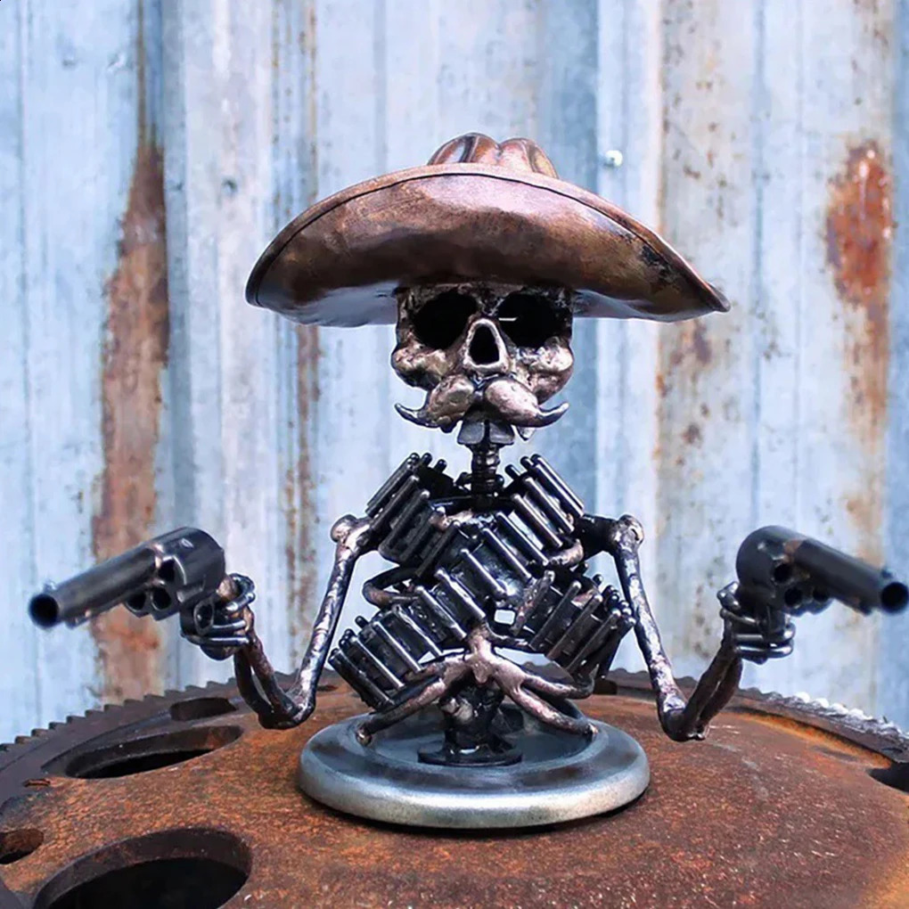 Cowboy Skull Gunner Hood Ornament Resin Sculpture Ornament Halloween Horror Atmosphere Props Holiday Gift Car Hood Decoration 240729