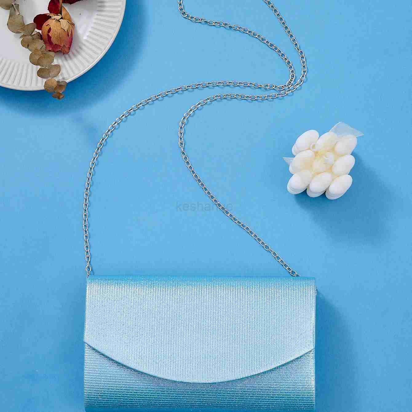 New Evening Bag Womens Clutch Bag Pleated Striped Cover Glitter Evening Dress Party Bag Fashion Pop Metal chain shoulder bagXJ240729