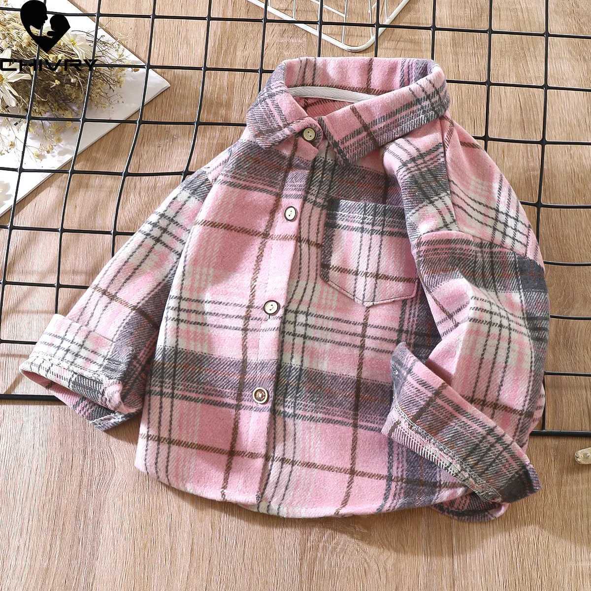 Boys classic checkered striped shirt jacket new 2024 spring/summer retro childrens long sleeved lapel casual shirt top childrens clothingW240729
