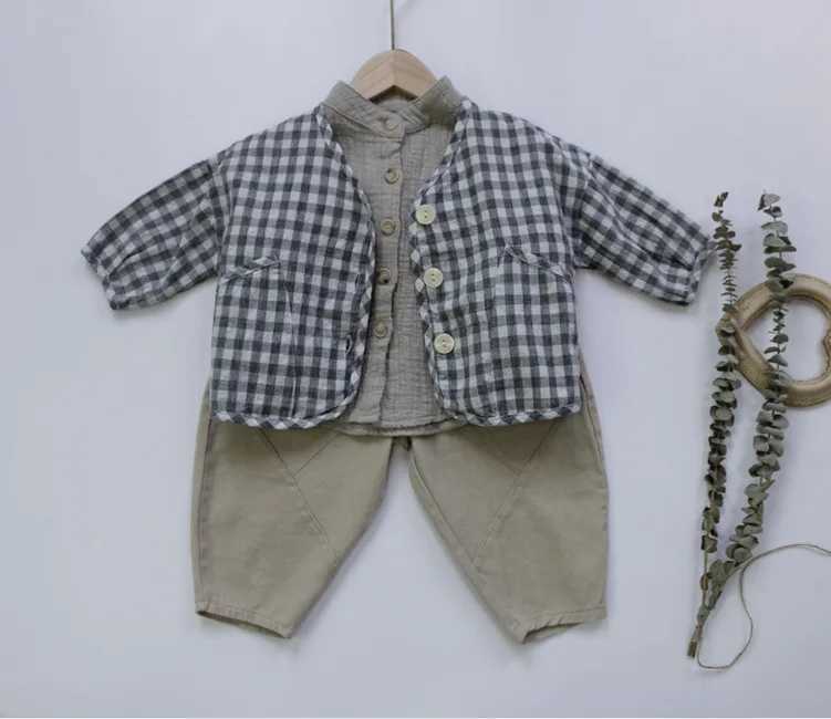 New 2023 Autumn Boys Cotton Linen Shirt Solid Color Korean Stand Collar Childrens Long Sleeve Shirt TopW240729