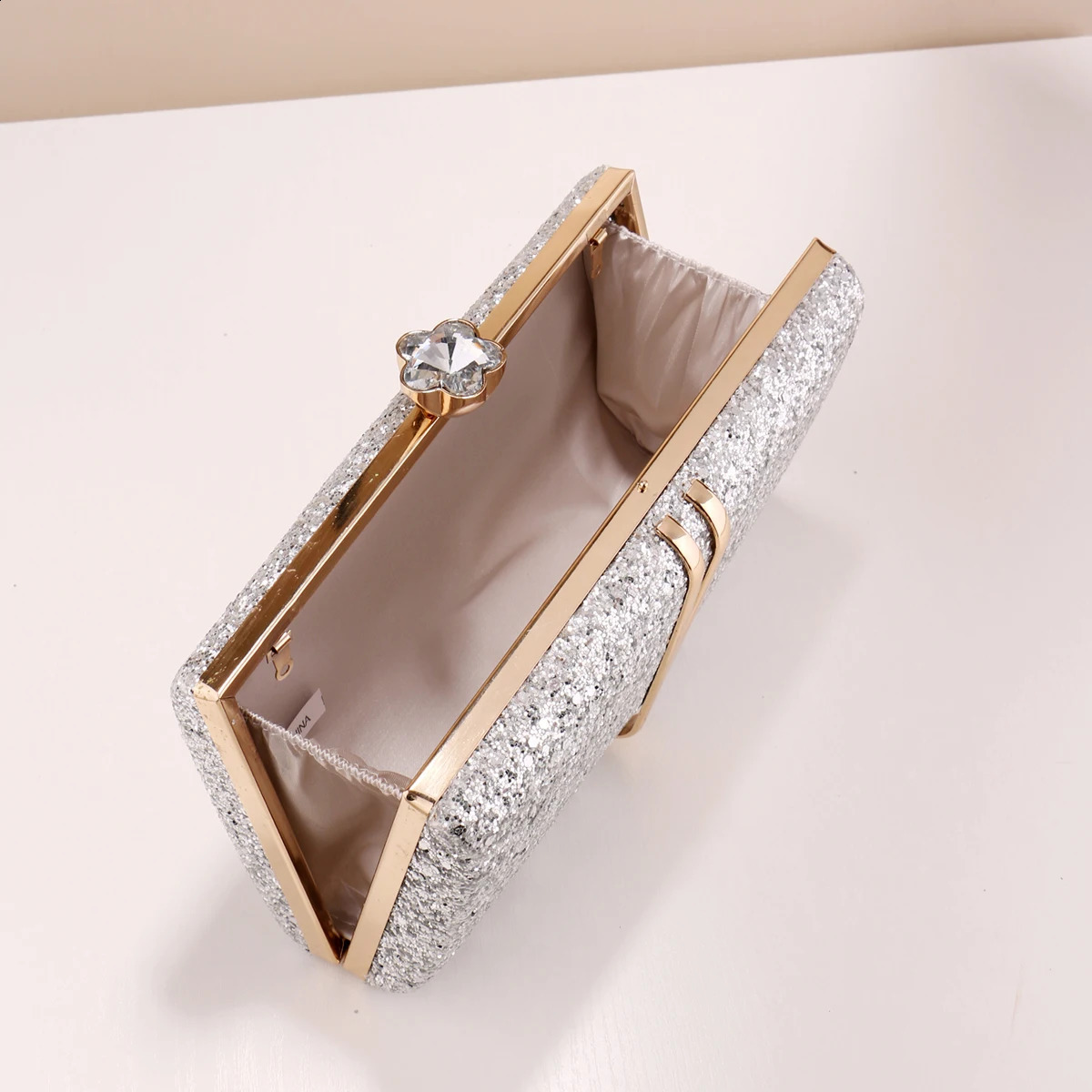 Metal Chain Shoulder Clutch With Flap Fashion Wedding Party Handbags Prom Dinner Evening Bags 240729