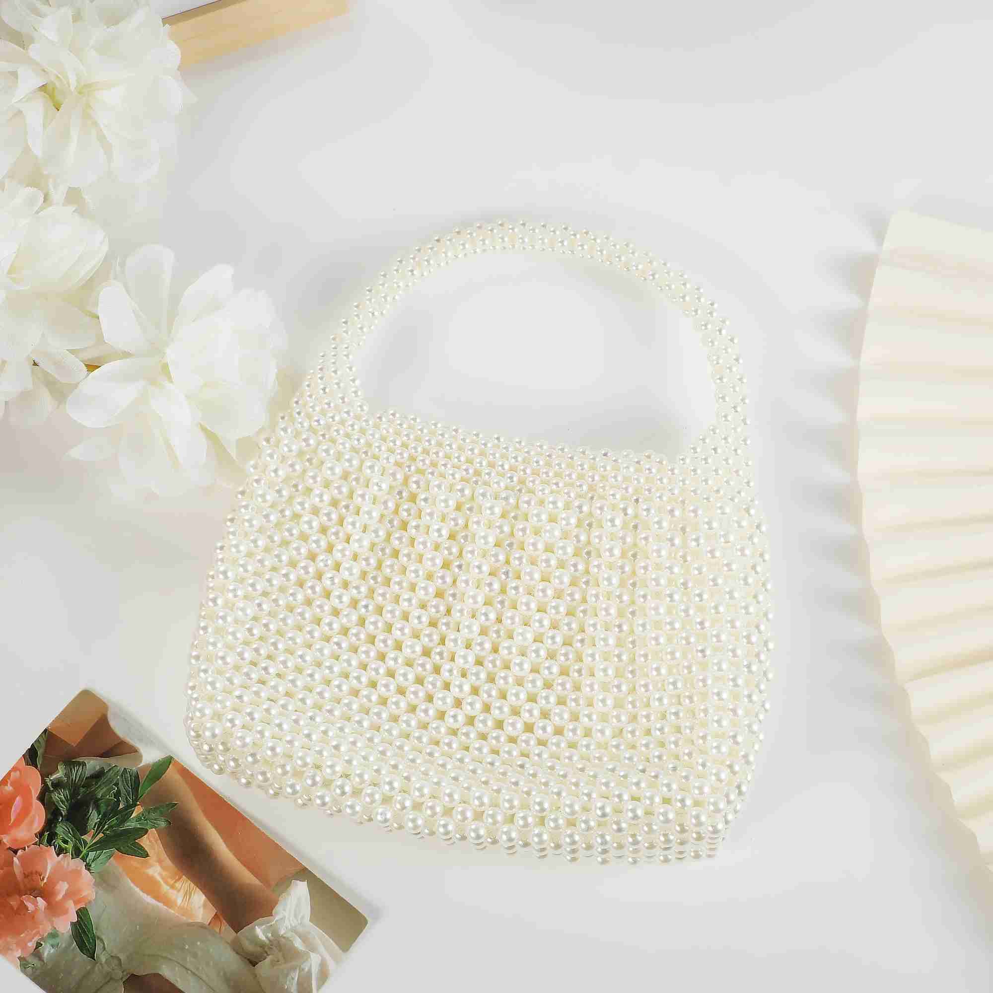 Beautifully woven shell pearl purse stylish purse handmade beaded purse lady travel handbag wedding party dinner bagXJ240729