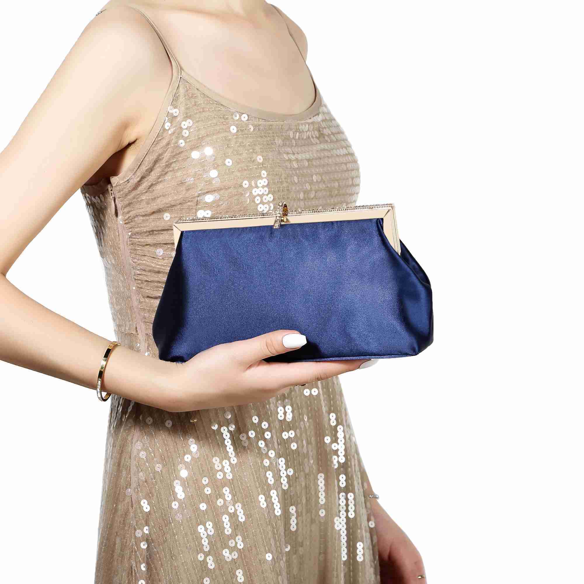 2024 New Silk Evening Womens Bag High Fashion Wedding Bag Diamond Crossbody Bag Luxury Party Bag Retro BagXJ240729