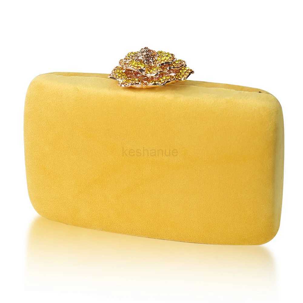 Diamonds Flower Velvet Evening Bag Women New Elegant Chain Banquet Dress Clutch Bag Ladies Wedding Dinner Party Box Small PursesXJ240729