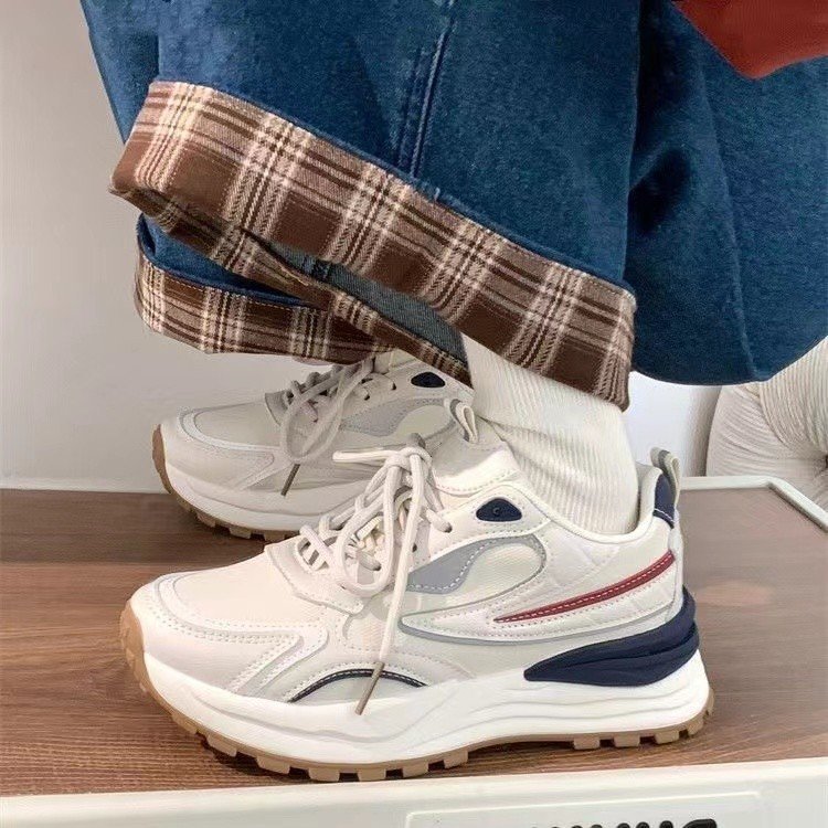 Trendy Women Sneakers Running Shoes Thick Sole Anti Slip Athleisure Style Hot Sale fashion