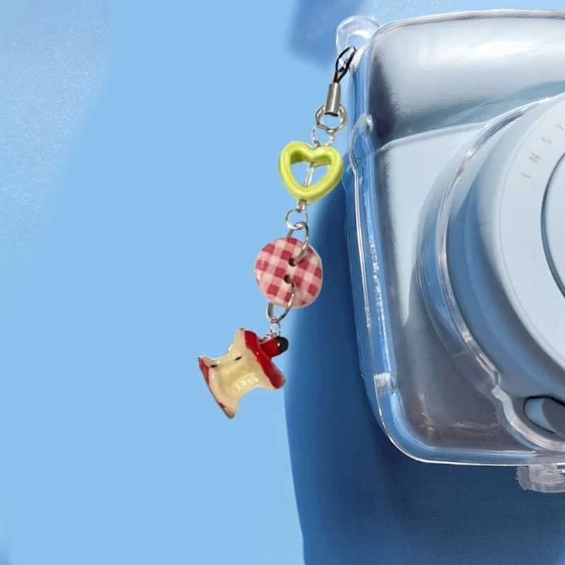 Fashion Fruit Keyring Keychain Button Hollow Heart Keyring Apples Keyring ButtonJewelry BackpackL240729