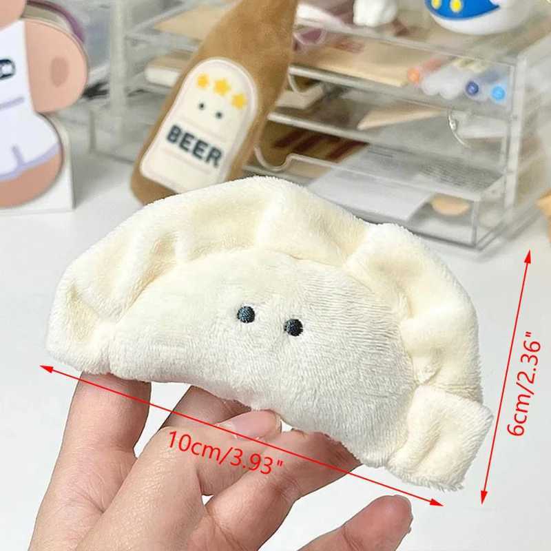 Cute Dumpling Keychains For Bag Pendant Creative Izakaya Food Plush Keychains Wholesale Stuffed Dumpling Doll Funny KeyringsL240729