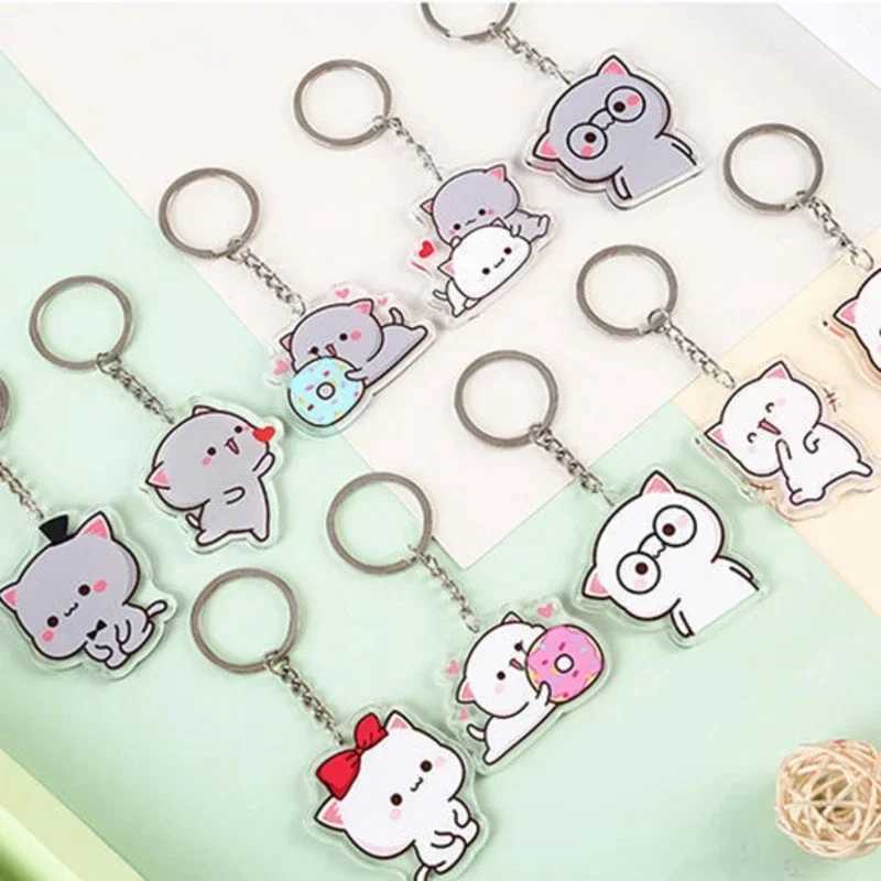 Mitao Cat Anime Keychain Net Red Cute Couple Peach Schoolbag Ornaments Surrounding Stand Pendant Charm Keyring GiftL240729