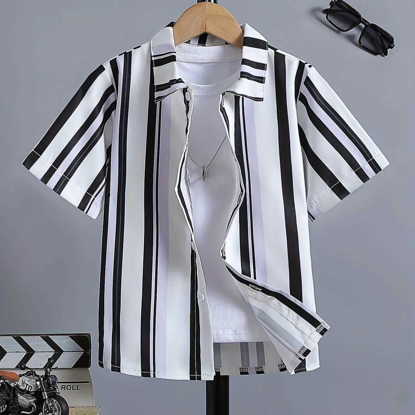 Black and white striped plain printed boys creative shirt casual short sleeved lapel shirt top boys clothing childrens summer outdoorW240729