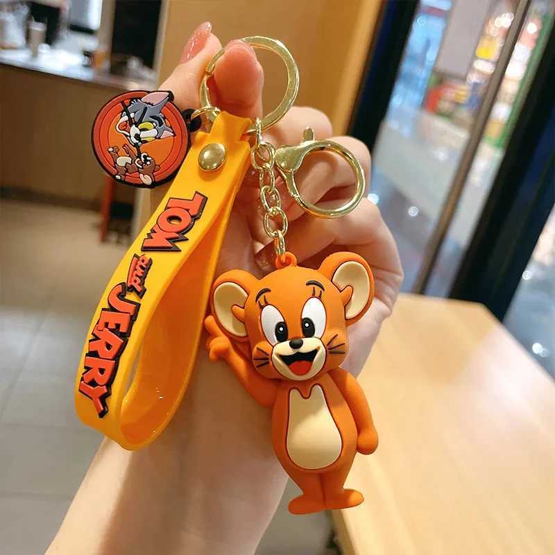 Tom and Jerry Anime Cartoon Ornament Keychain Car Key Bag Pendant Cute Cat And Mouse Action Doll Collectibles Kids Gift ToysL240729
