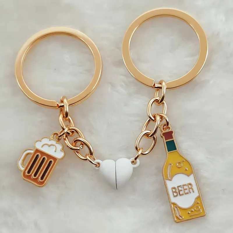 Enamel Keychain Beer Mug Magnetic Button Keychain Ladies Men Bar Bag Accessories Car Keychain Couple Gift JewelryL240729