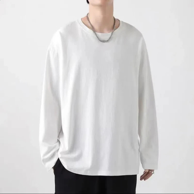 Spring and Autumn Fashion Round Neck Long Sleeve Solid Color Tshirt for Mens Casual Loose Japanese Style Super Thin 240816