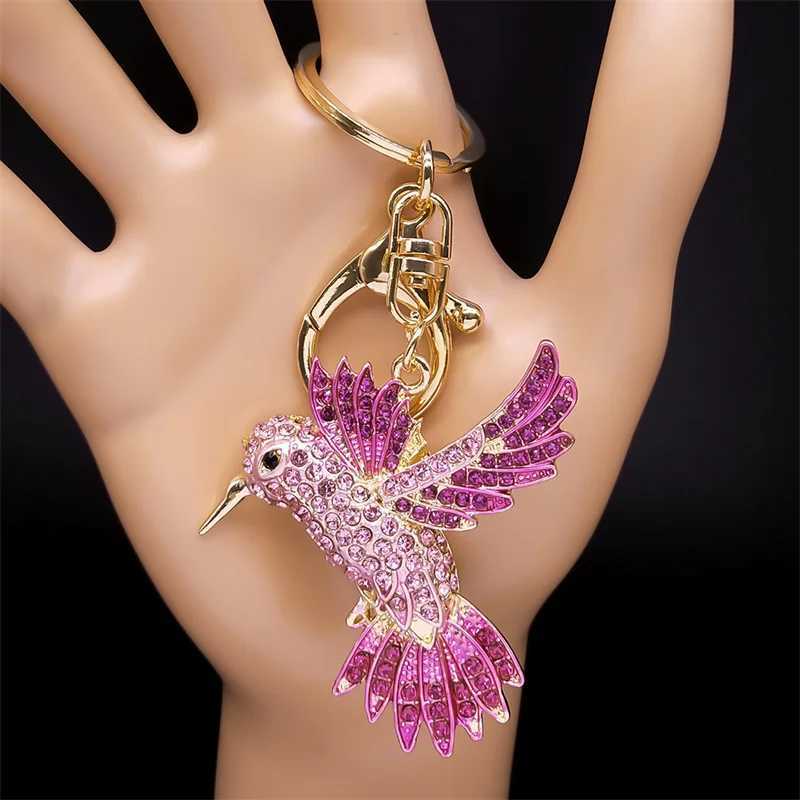 Pink Hummingbird Keychain for Women Men Rhinestone Gold Color Alloy Animal Birds Purse Bag Key Chain Jewelry llavero K9217S01L240729