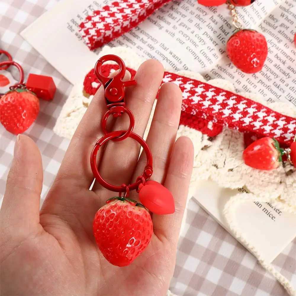 Simulated Fruit Women Jewelry Bag Pendant Gift For Friend Backpack Pendant Strawberry Heart Keychain Key Holder Key AccessoriesL240729