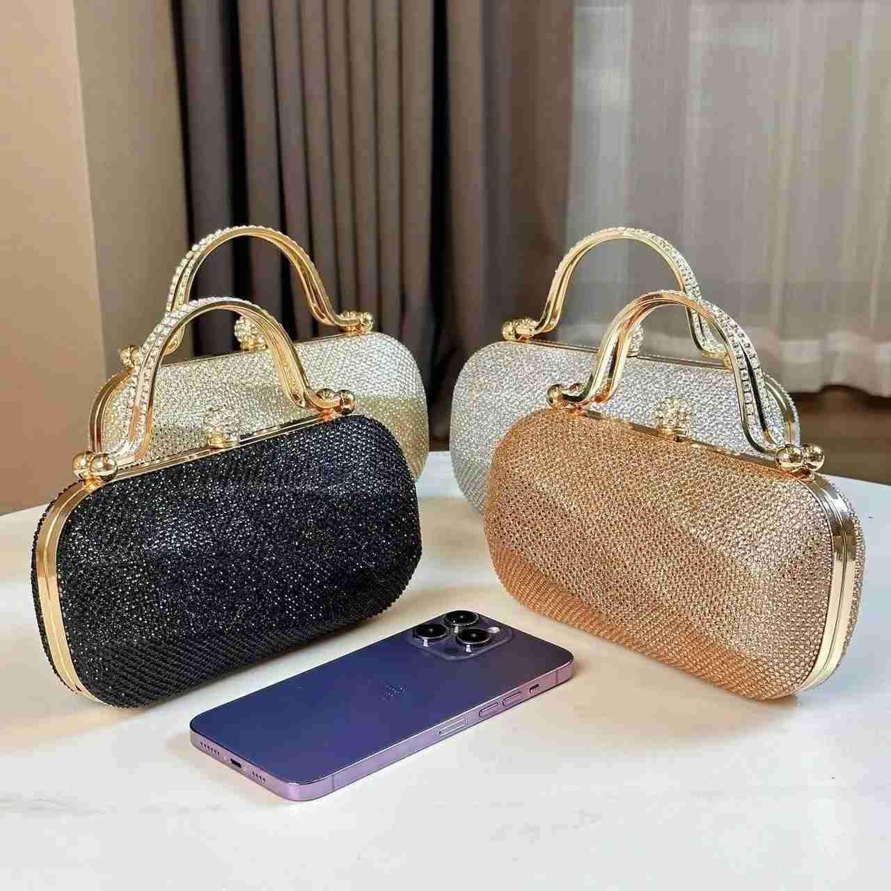 Womens Diamond Handbag Glitter Luxury Gorgeous Gold sparkling Crystal Handbag Club Party Dance Wedding Clutch bagXJ240729