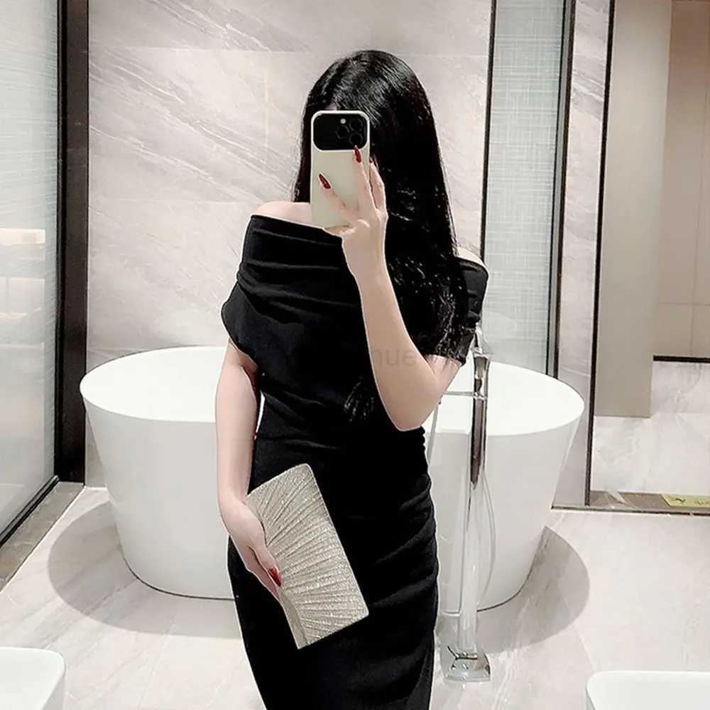 Fashion Ladies Gold Silver Luxury Satin Clutches Evening Bags Sequins Banquet Clutch Bag Wedding Party Purse Womens Chain BagsXJ240729