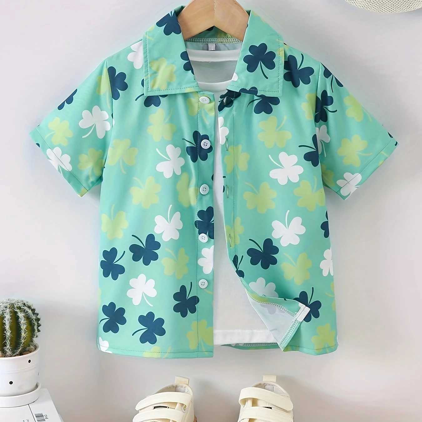 New Beach Camping Bus Printed Boys Novel Casual Short Sleeve Collar Shirt Childrens Top Fashion Childrens ShirtW240729