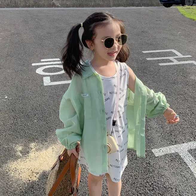 Girls shirts and sun protection clothing 2023 summer new Western style childrens thin coat thin long sleeved shirtW240729