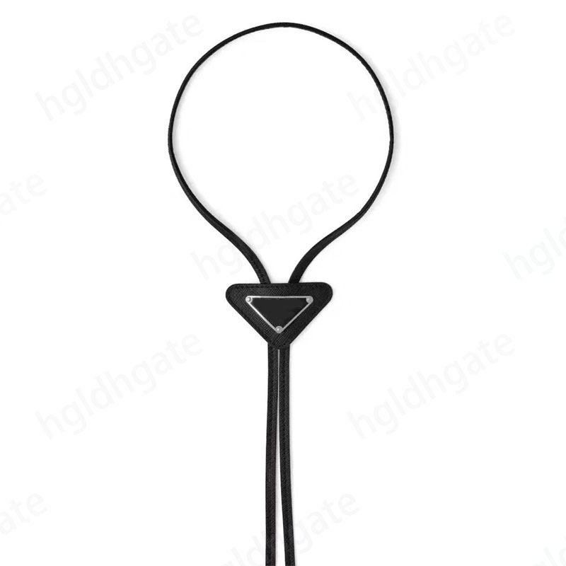 Leather triangle necktie mens bolo tie luxury designer tie man teenager school formal shirt clothes luxury mini ladies strap black neck tie fashion simple PJ046 Q2