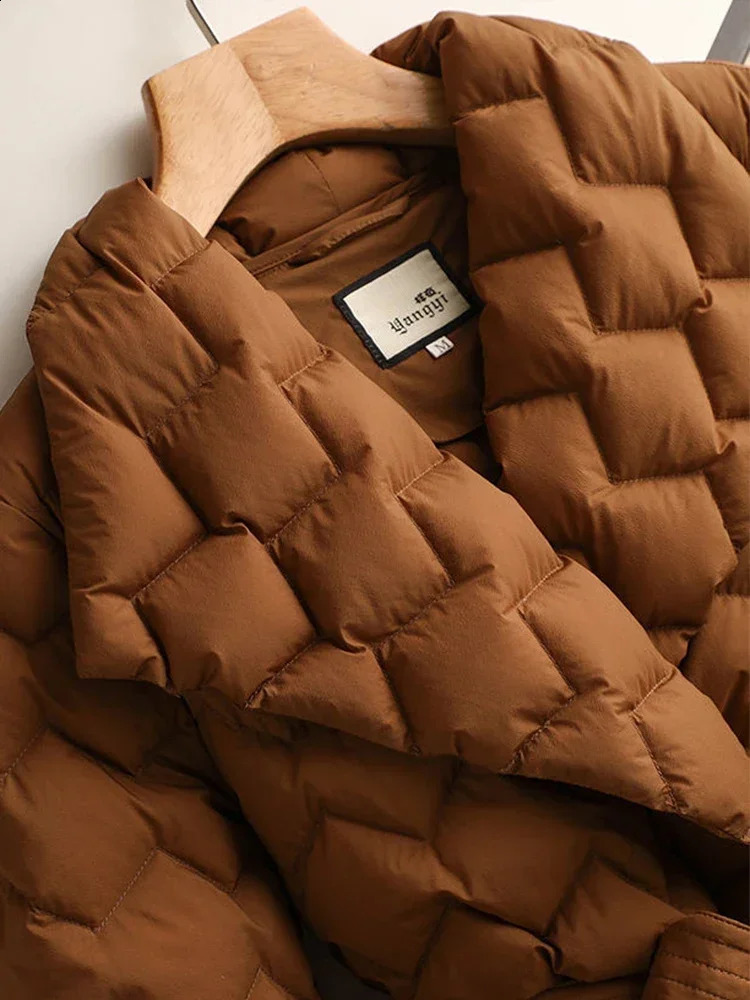 Lightweight Down Jacket with Belt Women Elegant Tie Belt Long Cotton White Duck Down Parka Female Ladies Jackets Winter 2024 240729