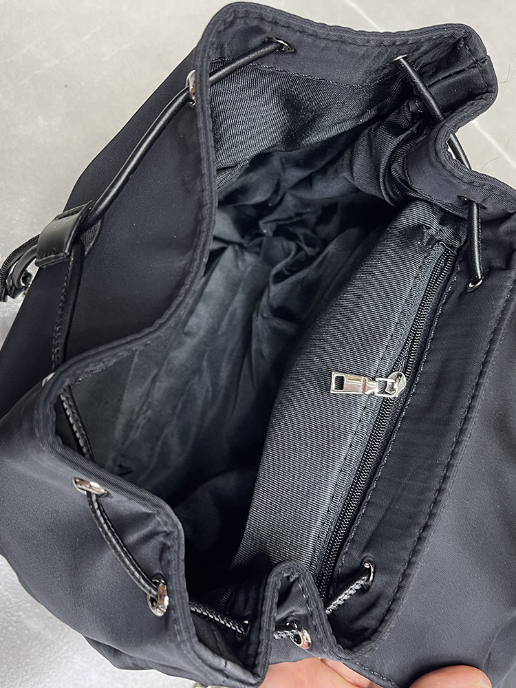 3 Fashion backpack female casual large capacity Oxford cloth simple chain student big bag tide 4