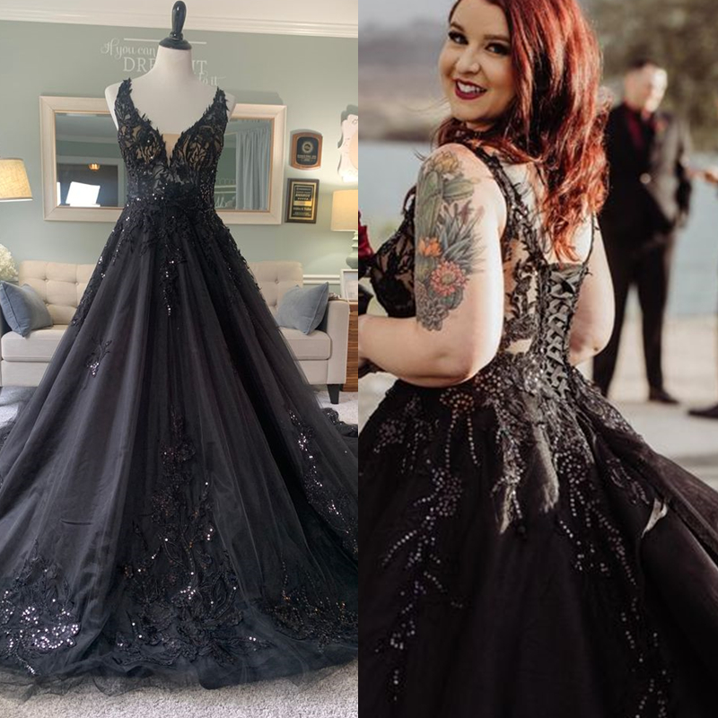 V-Neck Black Gothic Wedding Dresses Sequins Lace Appliques Lace-Up Court Train A-Line Vintage Wedding Gowns For Bride 2024 Tulle Long Plus Size Bridal