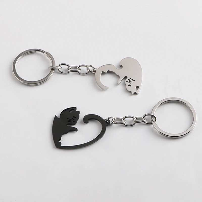 Small Item Portable Stainless Steel Keychain Heart-shaped Splicing Cat Yin and Yang Cat Pendant Necklace Keychain JewelryL240729