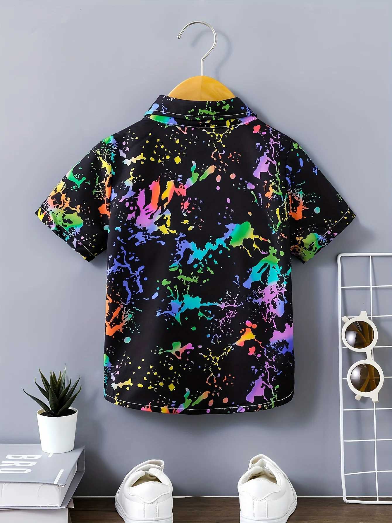 Colorful splash ink printing boys creative shirt casual short sleeved lapel shirt top childrens boys summer outdoor T-shirtW240729