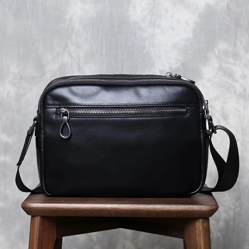 Leather single shoulder cross body bag mens handmade denim small pocket with retro casual on the top 240808