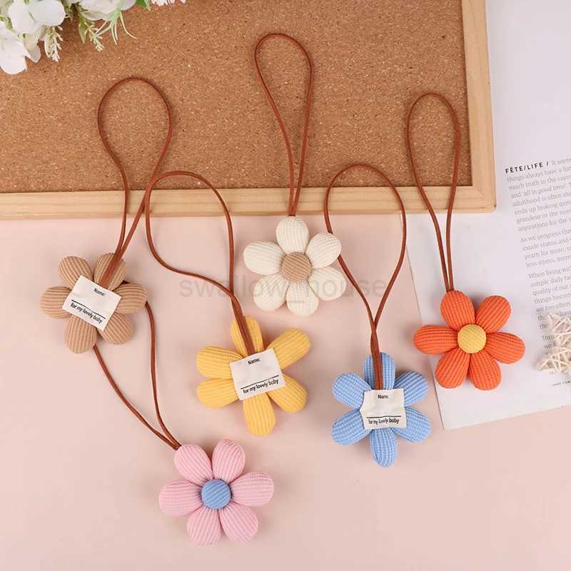 3D Color Six-petal Flower Name Sticker Pendant Fabric Flower Doll Anti-lost Lanyard Luggage Tag Charm Keychain Bag Decor ToysL240729