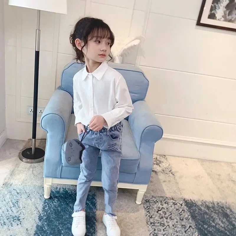 Teen girl cotton white long sleeved shirt childrens lapel school top baby girl solid color top and shirtW240729