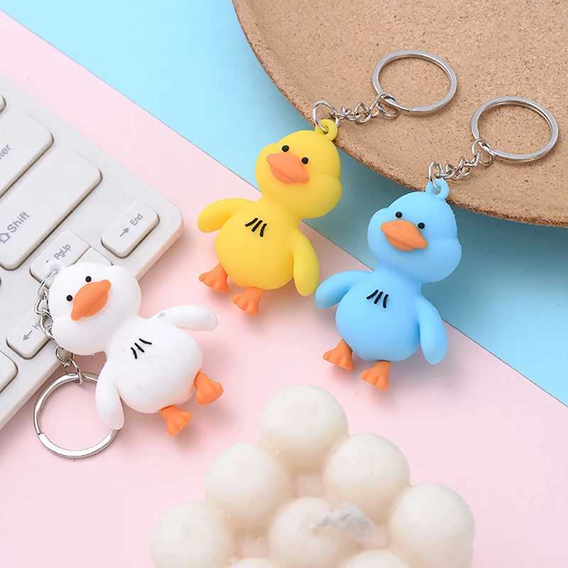 1 PC Resin Yellow Duck Keychain Key Ring For Women Gift Unique Funny Creative Colorful Simulation Animal Bag Car KeychainL240729