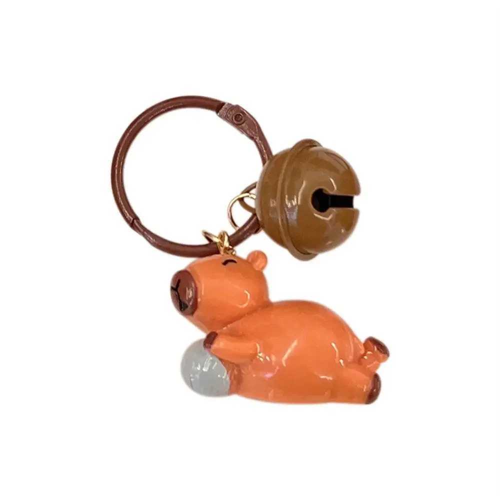 Lovely Cartoon Resin Capybara Keychain Creative Charms Small Bell Capybara Bag Pendant Kapibala Keyring GiftsL240729