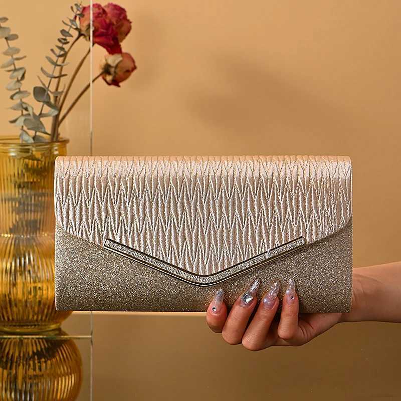 New style synthetic leather clutch bag party evening bags fashion womens purse mobile phone handbags chain shoulder bagXJ240729