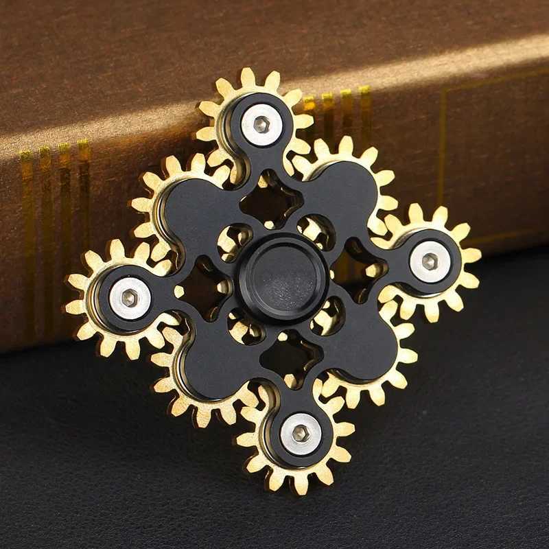 New Gear Linkage Metal Fidget Spinner Copper EDC Hand Spinner Anti Stress Finger Game Fingertip Gyro Toys for Adult GiftsM240729