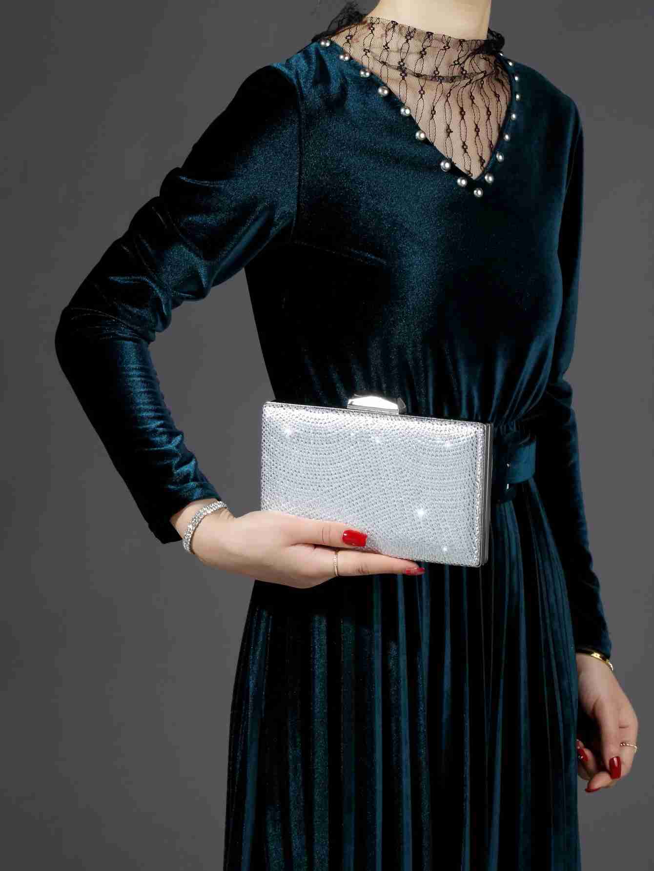 Evening Clutch Bag With Diamond Decoration For Women Mini Square Shoulder Bag With Chain StrapXJ240729