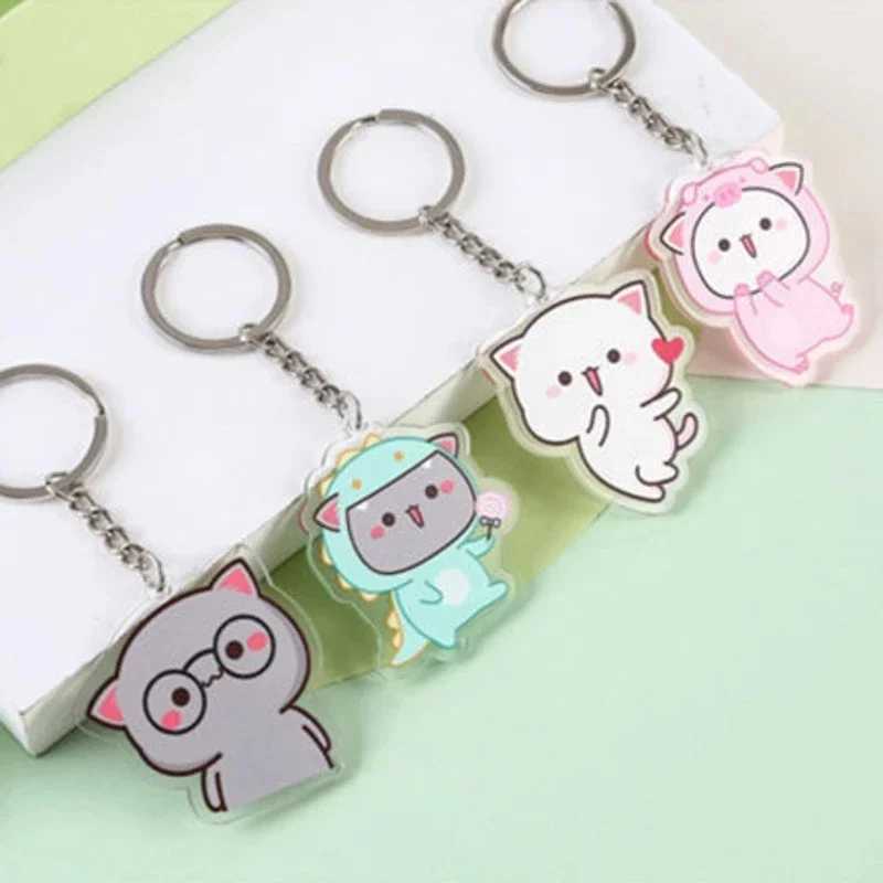 Mitao Cat Anime Keychain Net Red Cute Couple Peach Schoolbag Ornaments Surrounding Stand Pendant Charm Keyring GiftL240729
