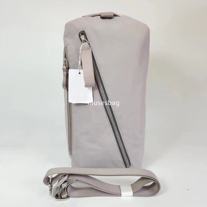 New summer portable fitness package outside riding bag multi-functional backpack crossbody bag large capacity travel bag
